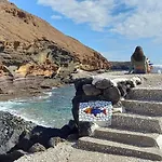 Costa Sol Seaside بيت للعطل