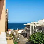 Costa Sol Seaside بيت للعطل