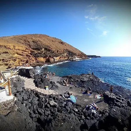 Дом отдыха Costa Sol Seaside *