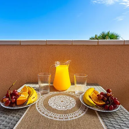 Дом отдыха Costa Sol Seaside *