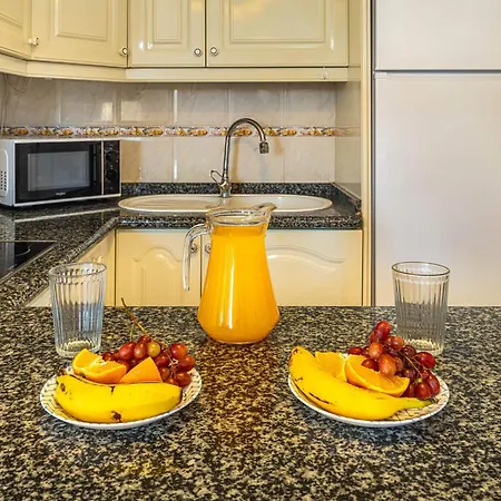 Costa Sol Seaside Tatil Evi *