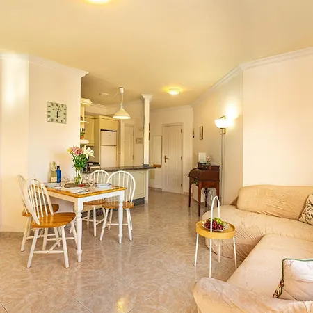 Costa Sol Seaside Tatil Evi *