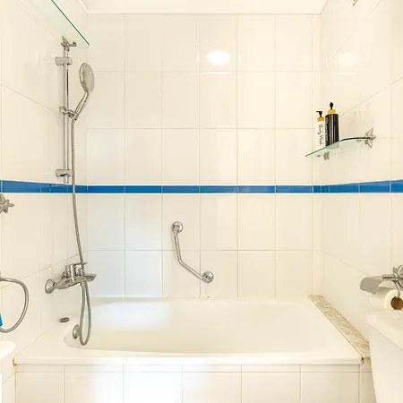 Дом отдыха Costa Sol Seaside Коста-дель-Силенцио