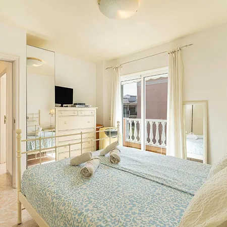 Costa Sol Seaside Tatil Evi *