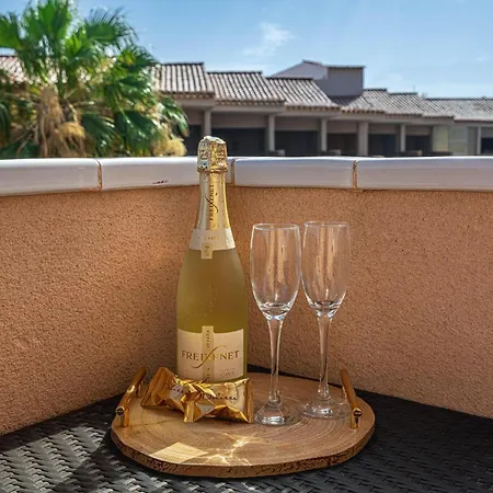 Costa Sol Seaside Дом отдыха