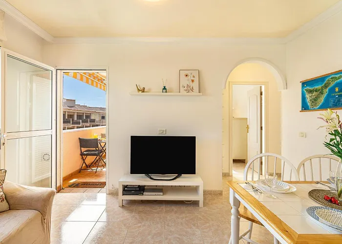 Costa Sol Seaside طوستا ديل سيلونثيو